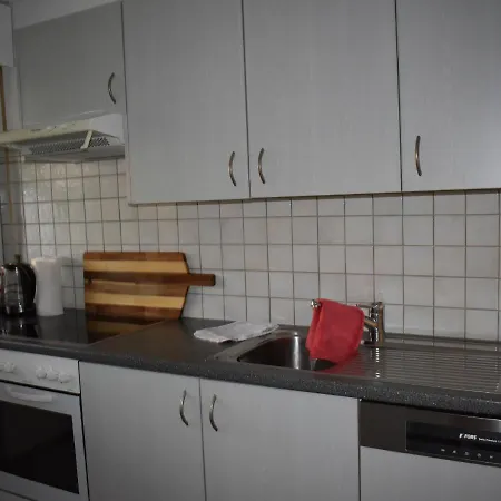 Ruhiger Vorort Bern Kostenloses Parken 6km Zentrum Appartamento